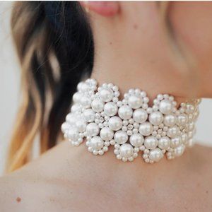 UNTAMED PETALS ESTELLE CHOKER